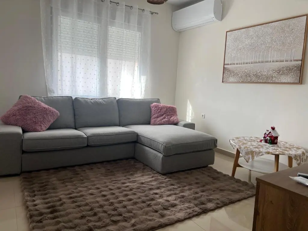 Sweet Home Mitropoleos · 1