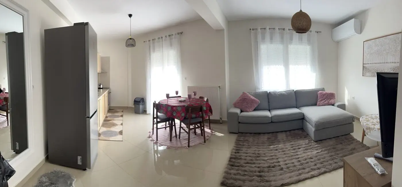 Sweet Home Mitropoleos · 2